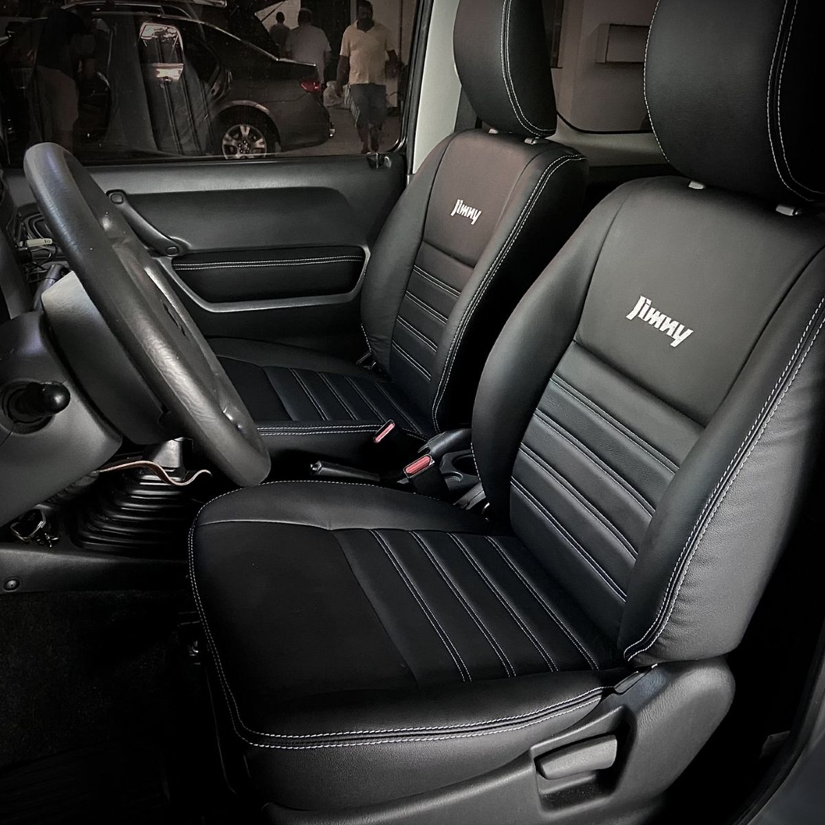 Suzuki Jimny – Seat Couros